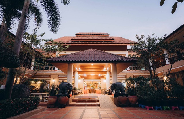 Juntra Resort and Hotel