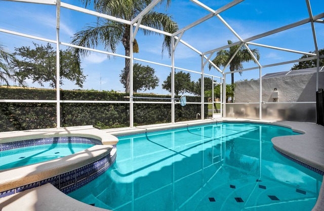 JUST WHAT I NEEDED Private Pool and Spa Vacation Home !