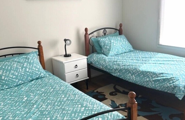 Justashaq, Marion Bay