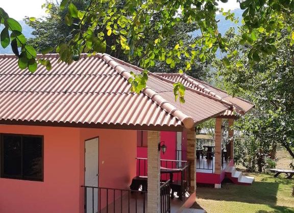 Kaengkachan Lake Hill