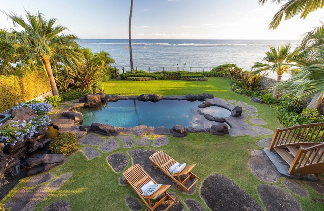 Kahala Oceanside- 6 Bed/6 1/2 bath/Sleeps 14