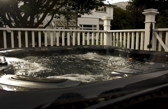 Kaituna Valley Homestead