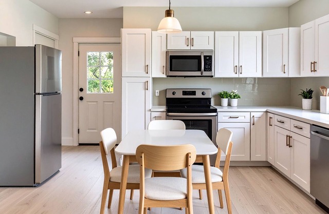 Kalae Villas ~5 min walk to Beach, A/C, New Remodel