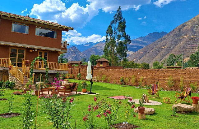 Kallpawasi, Andean House in the Sacred Valley of the Incas. Service and Nature.