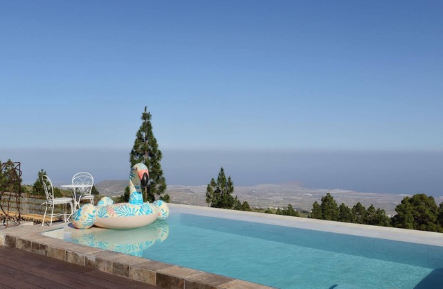 KARAT Villa Uchova - Cho Pancho