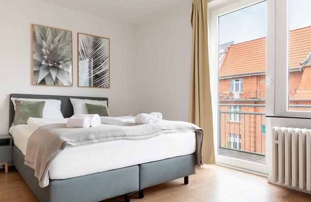 Kassel Motzstr | Suite + Balcony