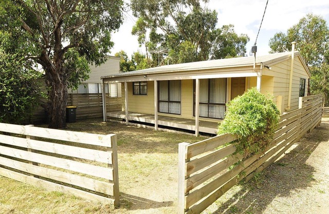 Kate's Cottage - Walk to the Beach & Clifftops