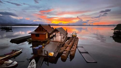 Kawarin Saiyai Cottage and Lake