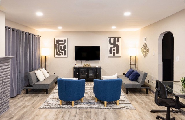 💎KCK Speedway Retreat❤️✧Whole House✧