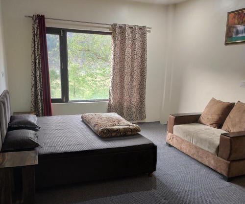 KD's RESORT BHADERWAH