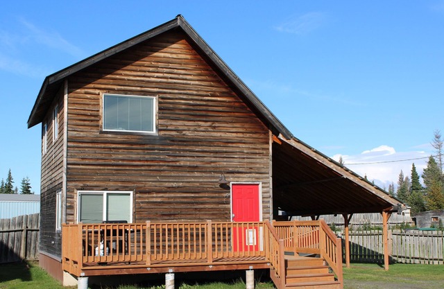 Kenai Beachfront Cabin 4 - 10min to Kenai and Kasilof rivers