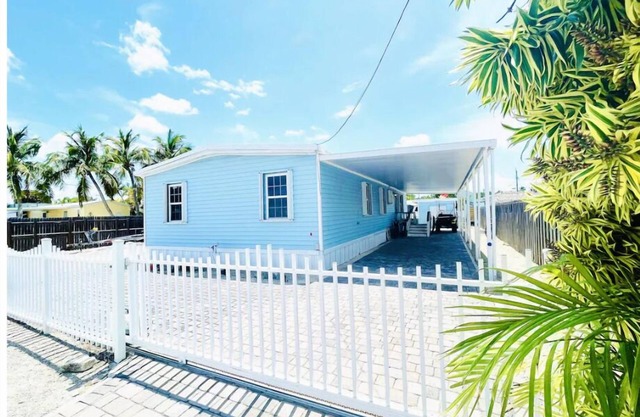 Key Largo beach cottage