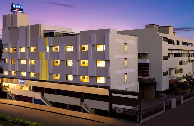 Keys Lite By Lemon Tree Hotels Sreekanya