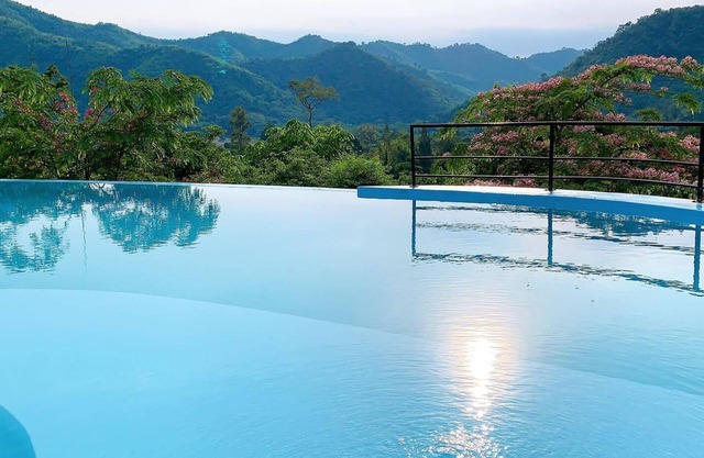 Khun Khao Tamnan Prai Resort