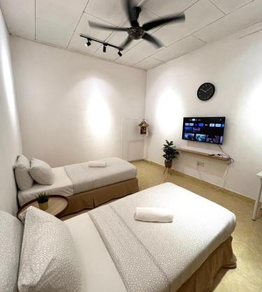 KicauanStudio#2 at Kuala Berang for 2Pax - Free Netflix & Wifi