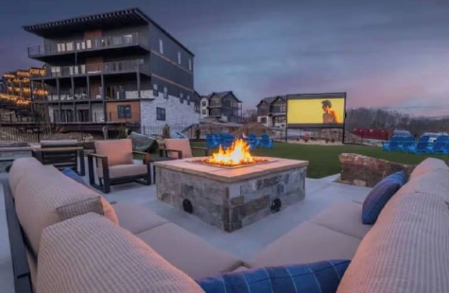 Kids’ Paradise + Adult Relaxation – Pool, Waterpark, & Views!