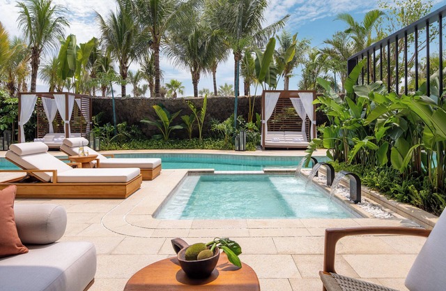 Kimpton Aqeos Hainan by IHG