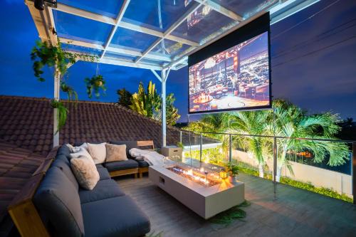 Kira Japandi Escape with Sauna & Rooftop cinema