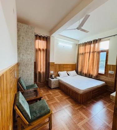 KK Homestay Bhuntar - By Soma Stays