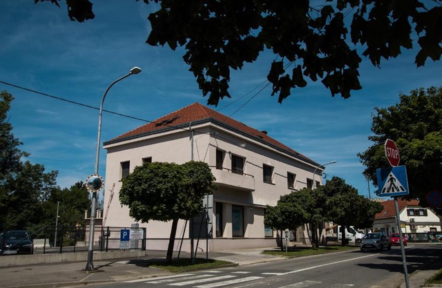 Klečka vila (apartment) with Hot tub & Sauna