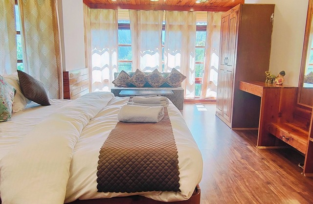 Knight Suites - Premium Cottage