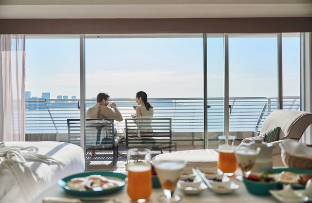 Kobe MerikenPark Oriental Hotel