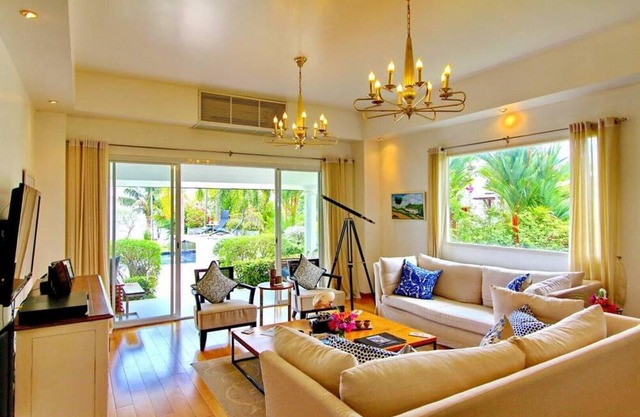 Koh Chang Beach Front 5 BR w Pool