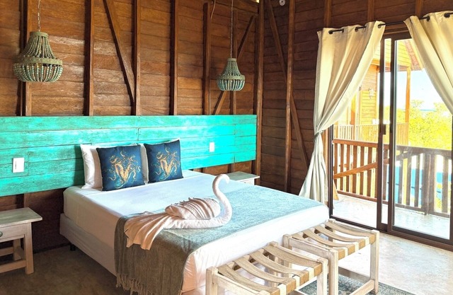 Krak Inn Holbox - Eco-Friendly and Pet-Friendly Hotel