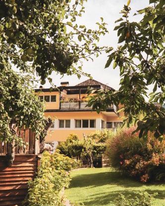 Kreuzwegerhof Nals-historic living with natural Pool Oasis for families, nature lovers and active travelers