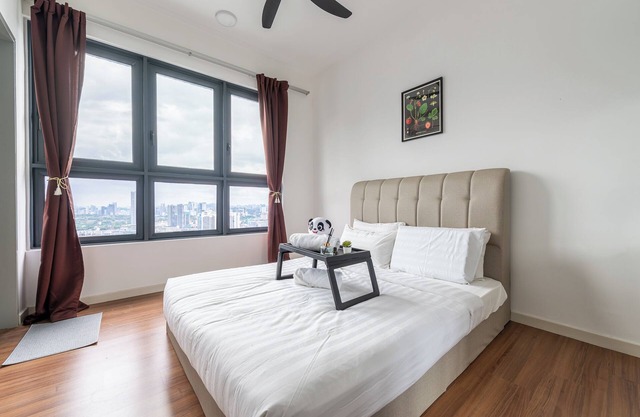 Kuala Lumpur Skyline CityView Comfort Home