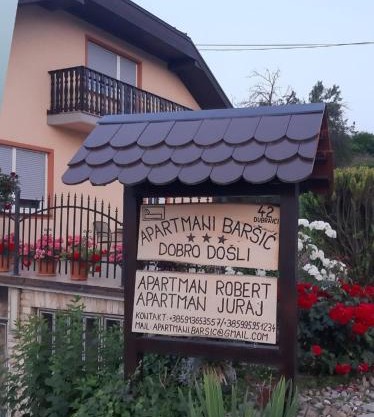 Kuca za odmor Juraj - Apartmani Barsic
