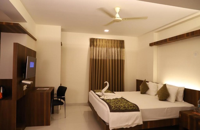 Kyriad Hotel Vijayapura by OTHPL