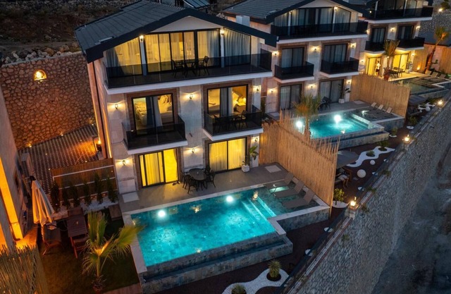 Lüx Manzaralı Villa