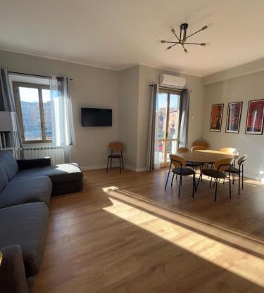 L'affaccio sul borgo - Adiacente Metro B