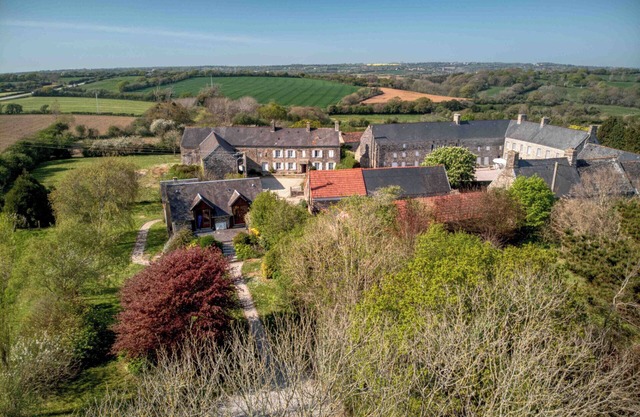 La Bergerie: Large house with spacious garden