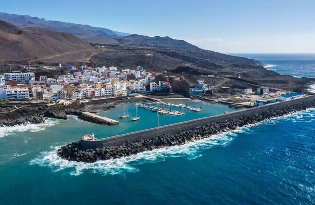 La Caracola 3hab+Solarium A 1min. From The Beach