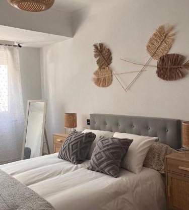 La casa de Elena con terraza en el centro