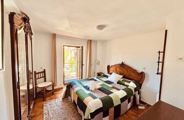 La Casa de la Plaza: Cozy rural house in the heart of Rascafría