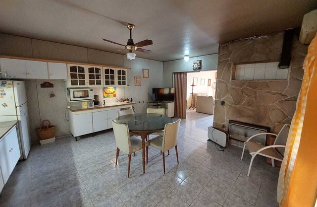 La Casa de los Abu, Pleno Camino del Vino