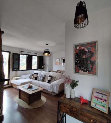 La Castaña y la Uva