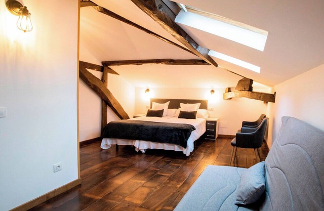 La Corrolada de Ana: Rural House for 10 PAX