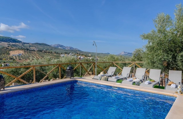 La Cuadra Rural Villanueva del Trabuco by Ruralidays