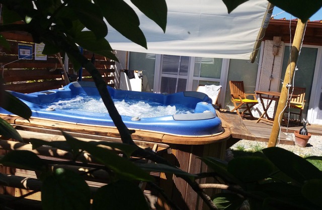 La Dolce Vita by CoralRiviera - outdoor Jacuzzi - close to the beach