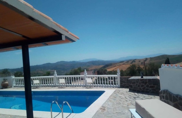 La Higuera, Antequera, 2 x 4 Personas. 2 Maisons de Avec une Piscine Grande