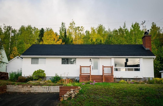 La Maison du Sentier - Foyer et Mt Porphyre