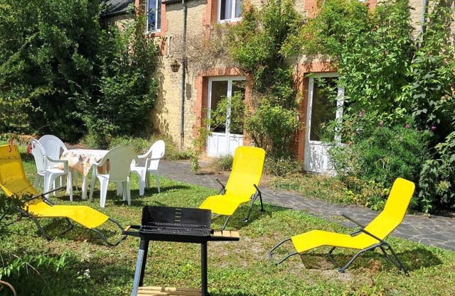 La Maison Louisette: space and calm for couples, families or friends
