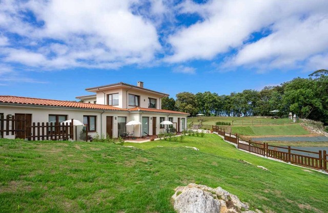 LA REXIDORA APPTO. WOOLLY RHINOCEROS