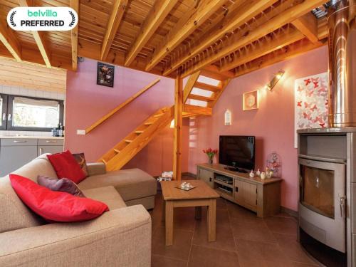 La Roche Cozy Forest Escape