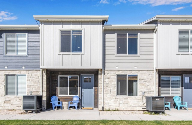 Lake Bearadise | Townhouse | Boat/Trailer Parking