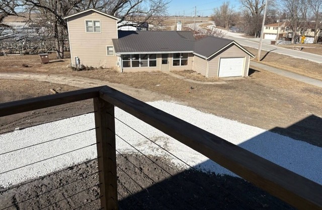 Lake House ACROSS FROM DOCK & option for renting 2nd property on land